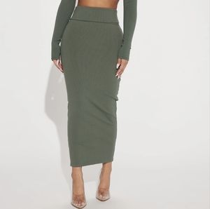 Fashion Nova Maxi Skirt Olive Green